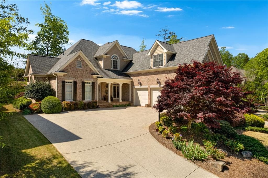 5 bedroom, 5 bathroom, 4,051 sq ft single family residence sold at 4520 Monet Drive, Roswell, GA 30075