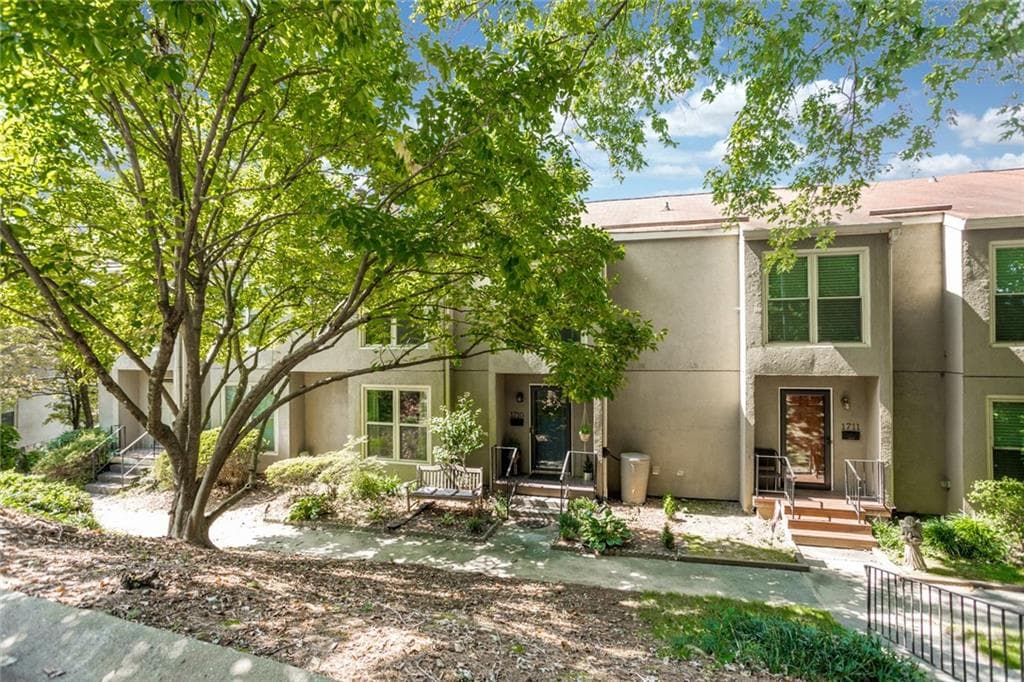 4 bedroom, 3 bathroom, 2,345 sq ft townhouse sold at 1710 Woodcliff Way, Atlanta, GA 30329