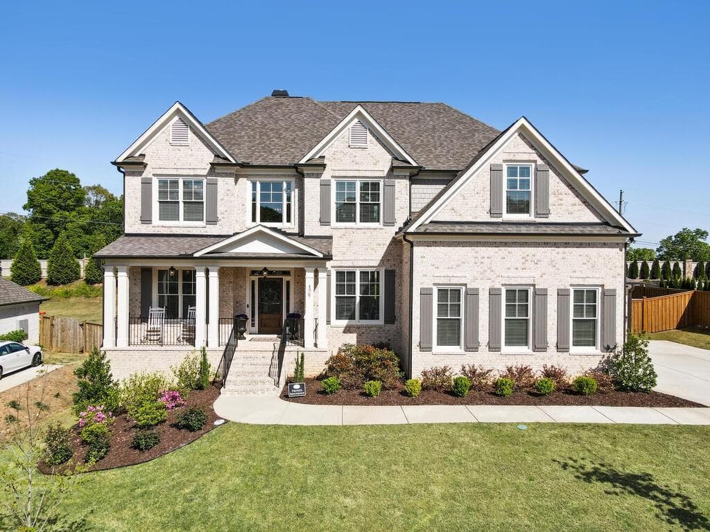 6 bedroom, 5 bathroom, 4,705 sq ft single family residence sold at 4367 Edna Lane, Marietta, GA 30062