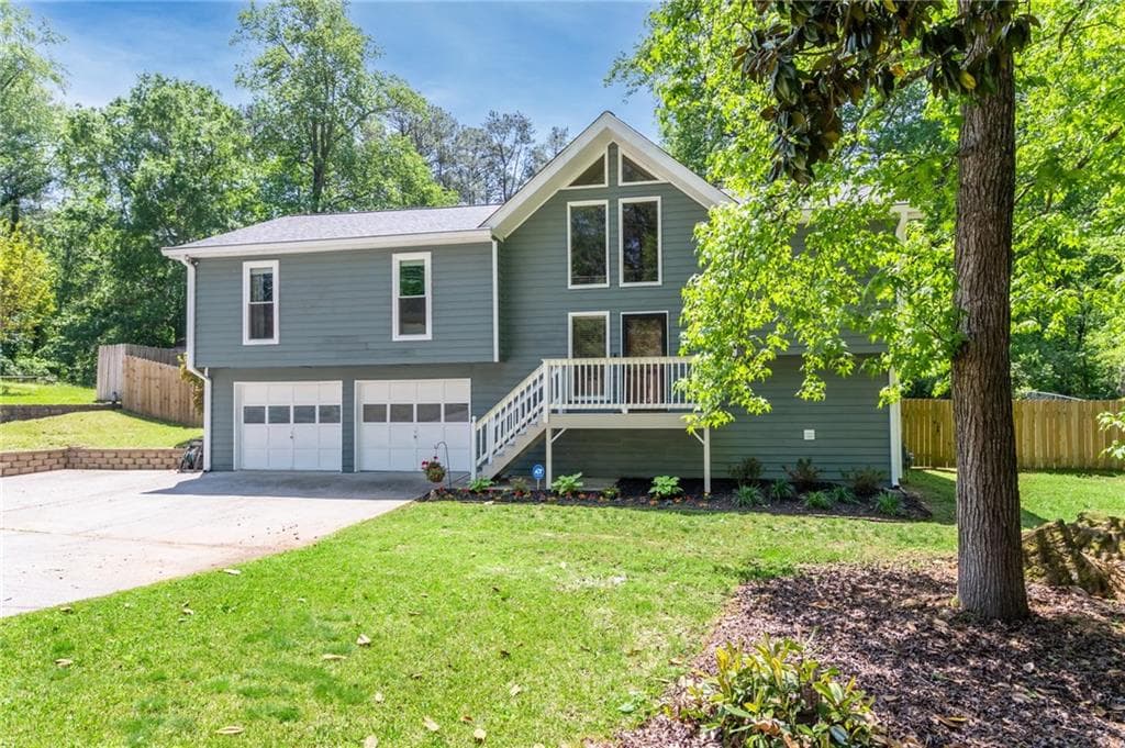 4 bedroom, 3 bathroom, 2,619 sq ft single family residence sold at 1046 Washington Avenue, Woodstock, GA 30188