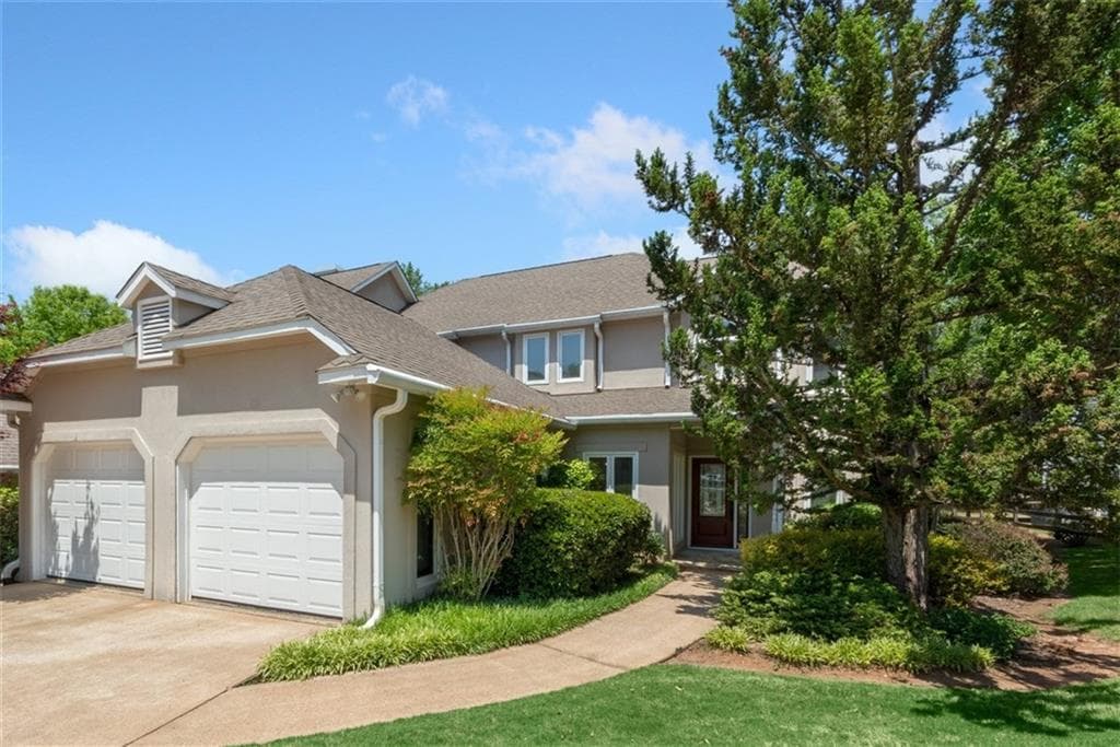 3 bedroom, 3 bathroom, 2,232 sq ft condominium sold at 1401 Stethem Ferry, Johns Creek, GA 30022