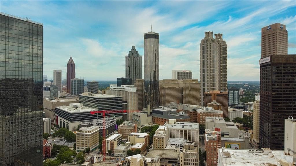2 bedroom, 2 bathroom, 1,260 sq ft condominium sold at 4300 Chastain Walk 4322, Atlanta, GA 30342