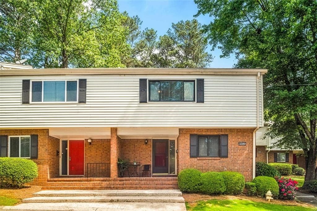 3 bedroom, 3 bathroom, 1,444 sq ft condominium sold at 3320 Northcrest Road D, Atlanta, GA 30340