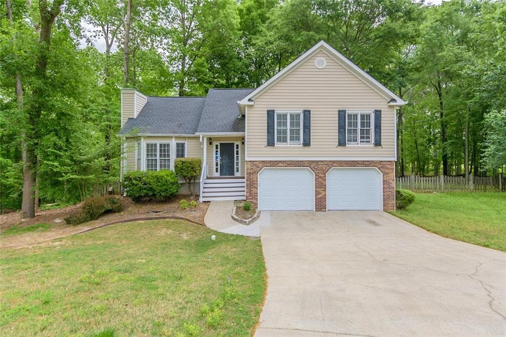 3 bedroom, 3 bathroom, 1,516 sq ft single family residence sold at 996 Miles Court, Powder Springs, GA 30127