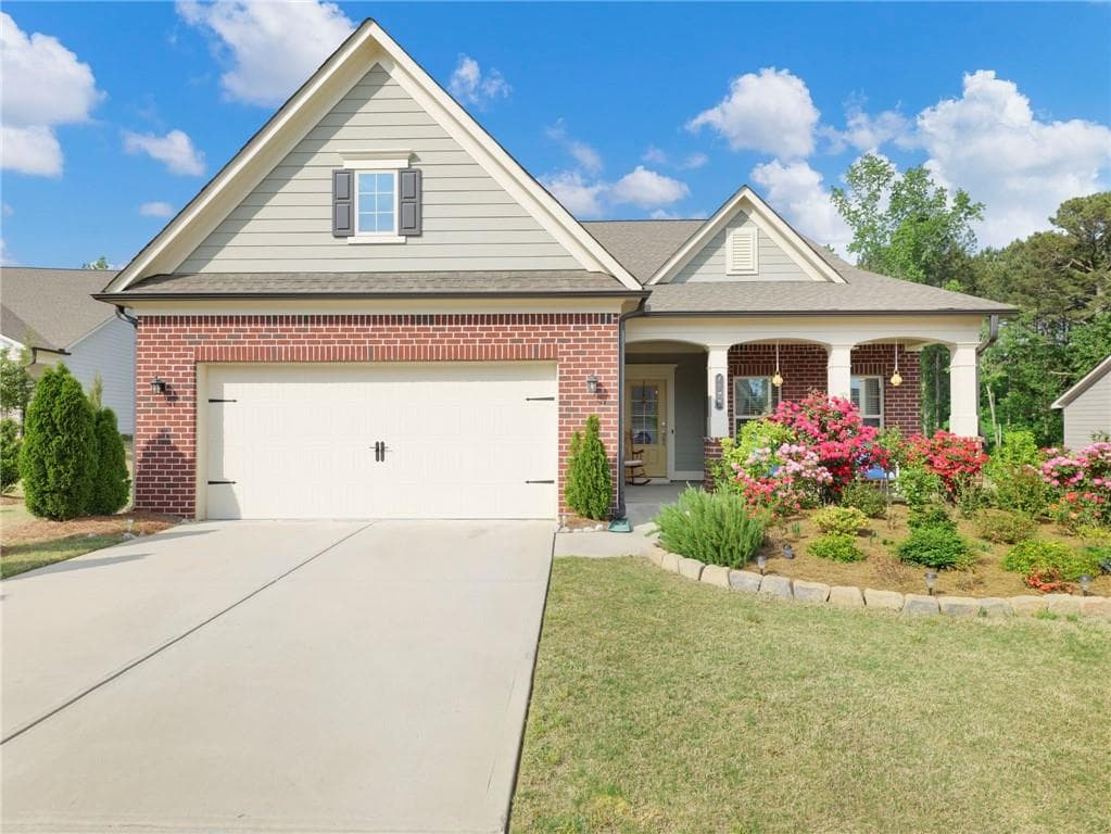 3 bedroom, 2 bathroom, 1,928 sq ft single family residence sold at 4175 JAYLA Drive, Buford, GA 30518