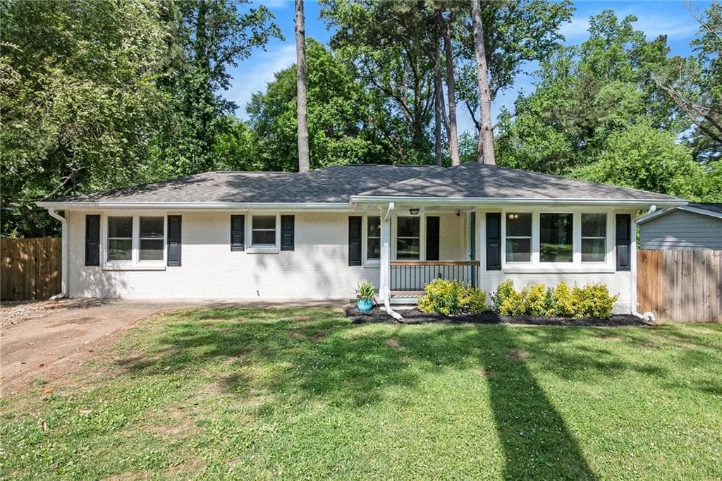 3 bedroom, 2 bathroom, 1,380 sq ft single family residence sold at 1783 Thomas Terrace, Decatur, GA 30032