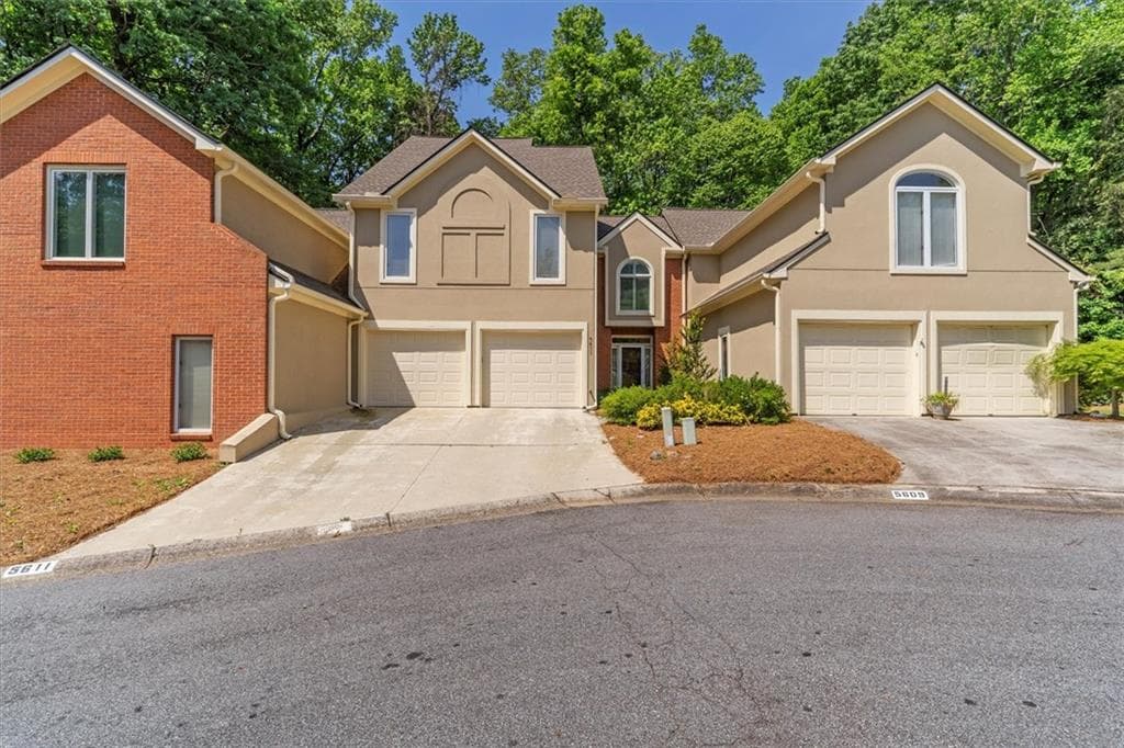 5611 Brooke Ridge Drive, Dunwoody, GA 30338 — most recent listing photo