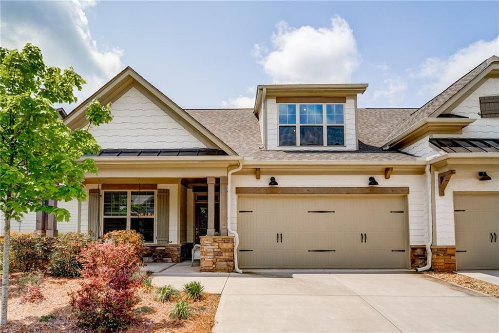 2 bedroom, 3 bathroom, 1,801 sq ft townhouse sold at 105 Woodsdale Drive, Canton, GA 30114