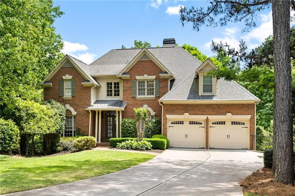6 bedroom, 4 bathroom, 4,126 sq ft single family residence sold at 3325 Valley Vista Road, Smyrna, GA 30080