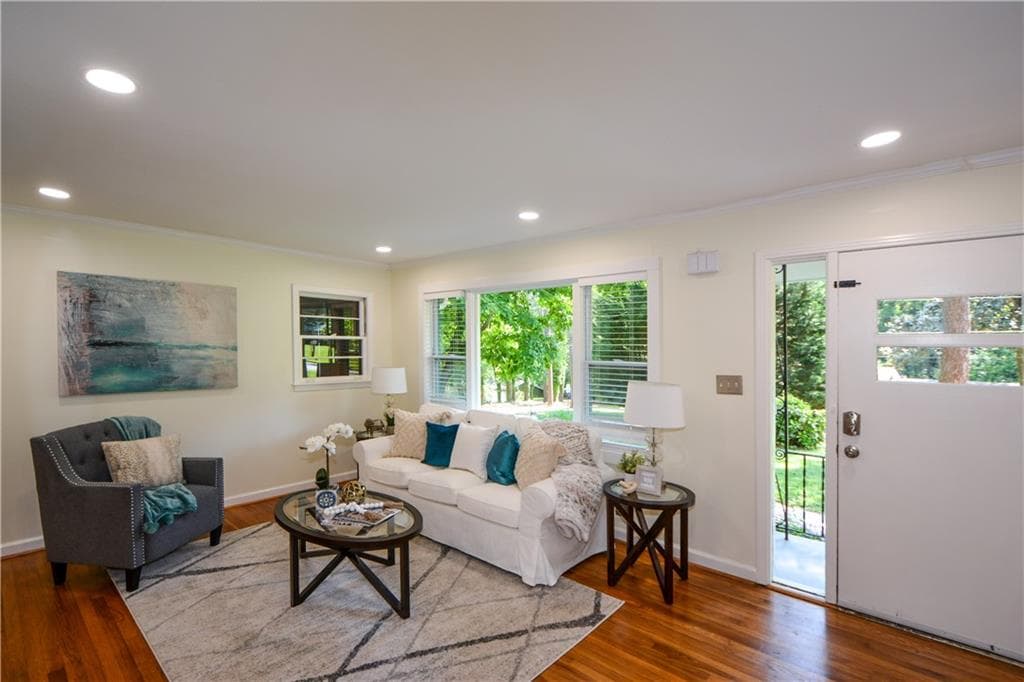 3 bedroom, 2 bathroom, 1,400 sq ft single family residence sold at 837 BRAEMAR Avenue, Atlanta, GA 30311