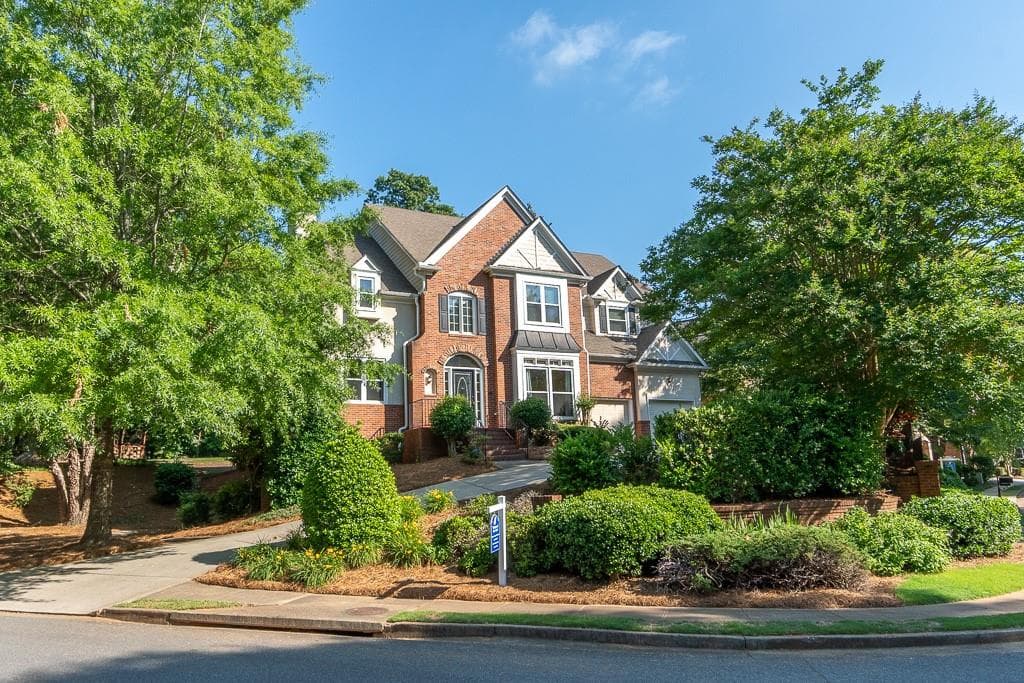 2005 Beacon Hill Way, Alpharetta, GA 30005 — most recent listing photo