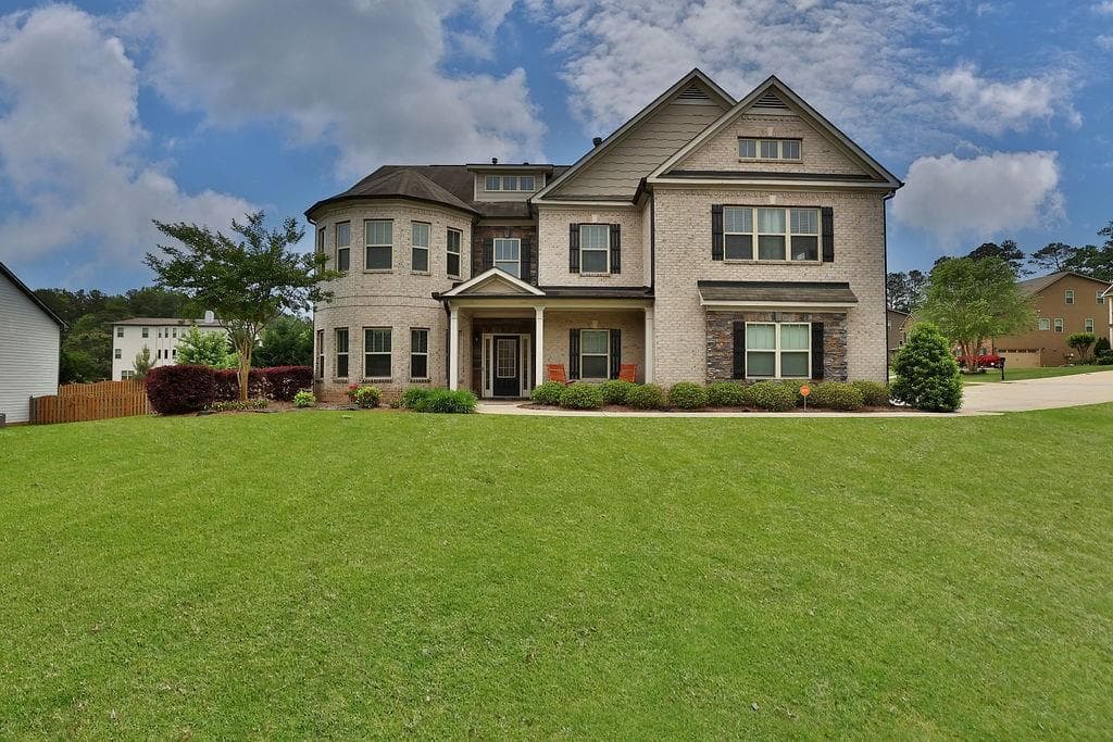 6 bedroom, 5 bathroom, 6,134 sq ft single family residence sold at 2638 Cashel Lane, Powder Springs, GA 30127