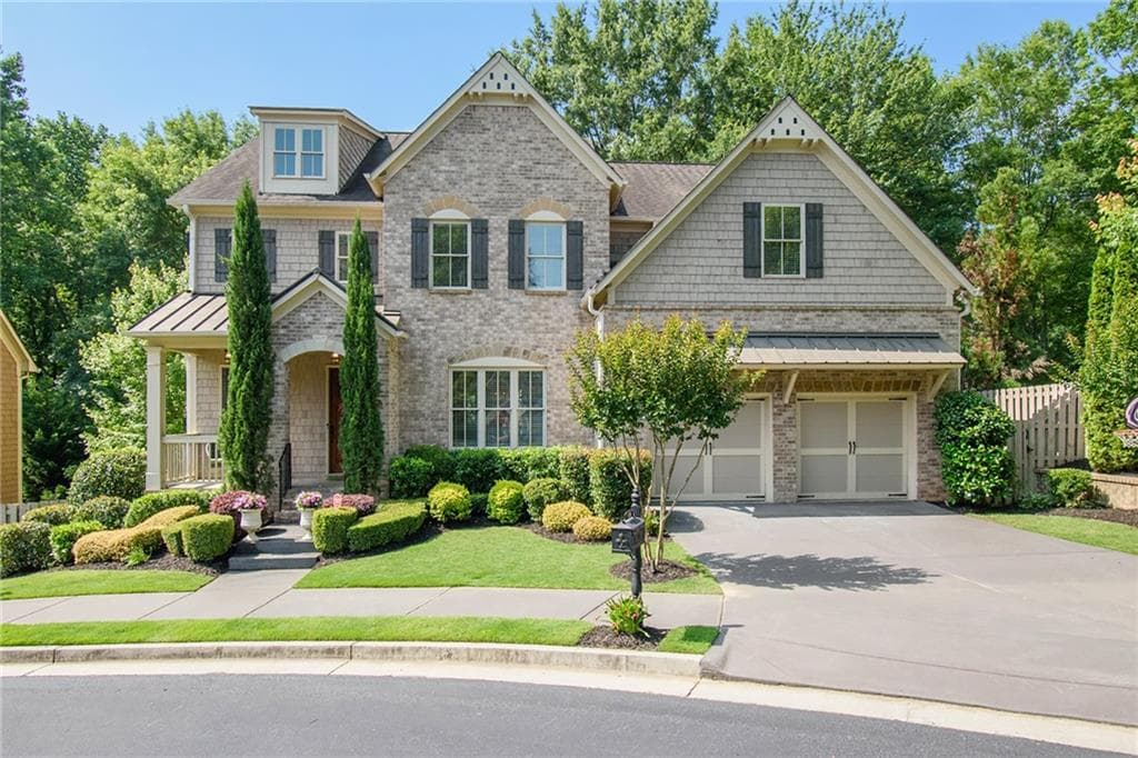 6 bedroom, 5 bathroom, 3,853 sq ft single family residence sold at 314 Valley Brook Way, Atlanta, GA 30342