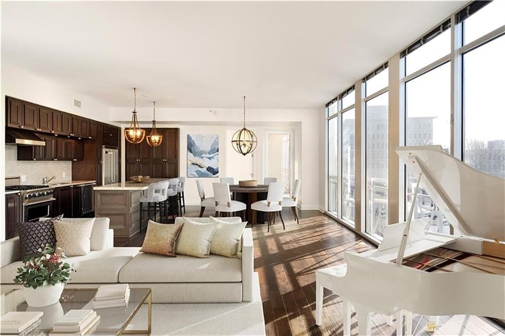 3 bedroom, 4 bathroom, 1,889 sq ft condominium sold at 1820 Peachtree Street 312, Atlanta, GA 30309