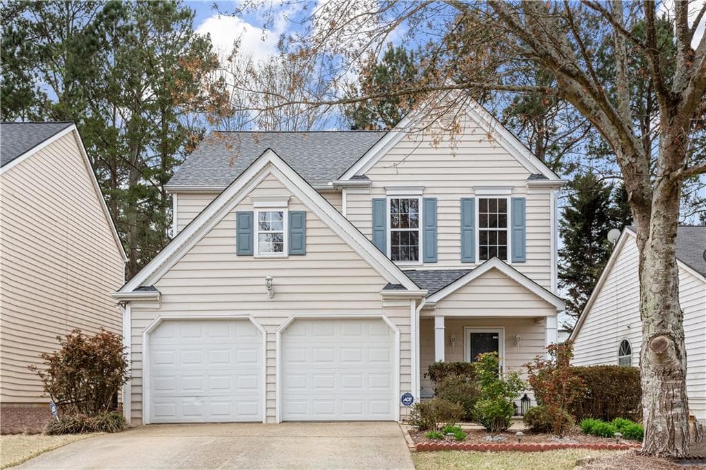 3 bedroom, 3 bathroom, 1,592 sq ft single family residence sold at 2009 Crestview Way, Woodstock, GA 30188
