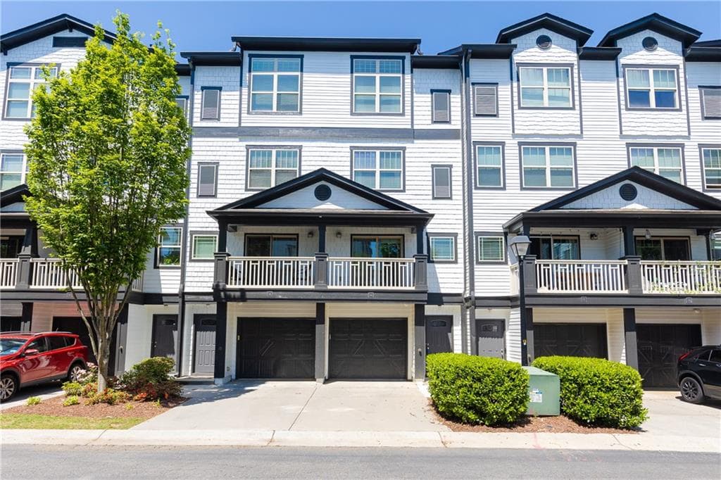 2 bedroom, 3 bathroom, 1,281 sq ft townhouse sold at 220 Semel Circle 114, Atlanta, GA 30309