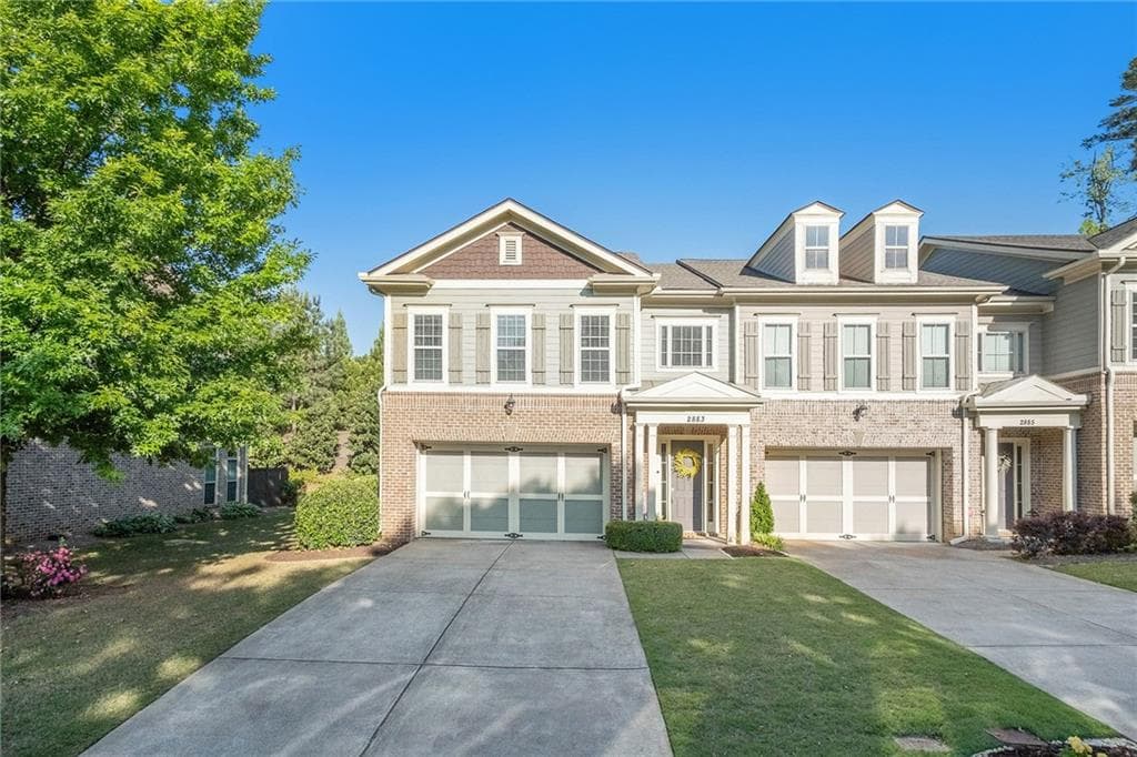 3 bedroom, 3 bathroom, 2,424 sq ft townhouse sold at 2883 Laureate Court, Marietta, GA 30062