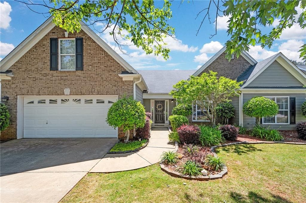 880 Charles Hall Drive, Dacula, GA 30019 — most recent listing photo