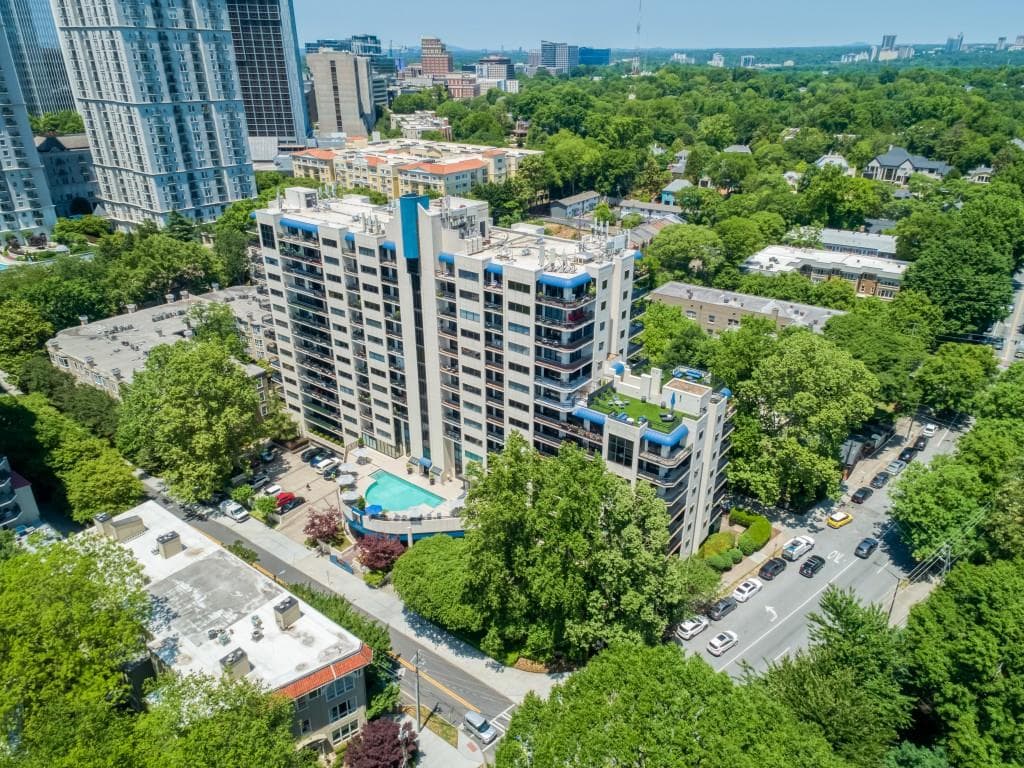 2 bedroom, 3 bathroom, 1,811 sq ft condominium sold at 1130 Piedmont Avenue 412, Atlanta, GA 30309