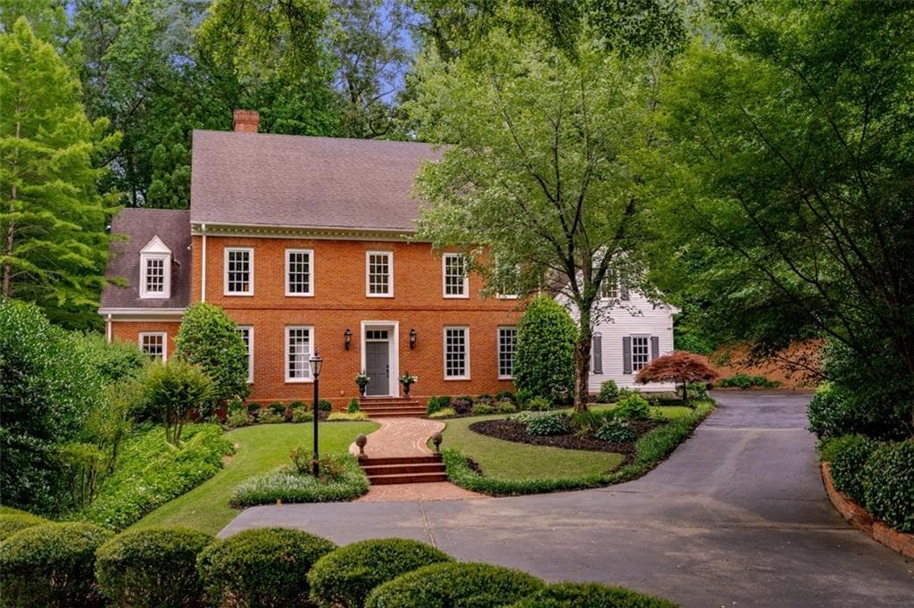 6049 Heards Drive, Sandy Springs, GA 30328 — most recent listing photo