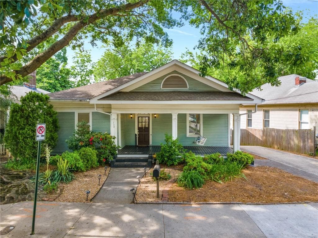 3 bedroom, 2 bathroom, 1,528 sq ft single family residence sold at 738 Lake Avenue, Atlanta, GA 30307