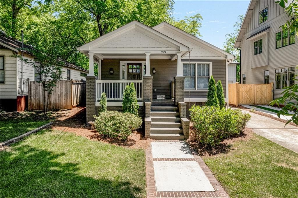 3 bedroom, 2 bathroom, 1,580 sq ft single family residence sold at 229 Warren Street, Atlanta, GA 30317