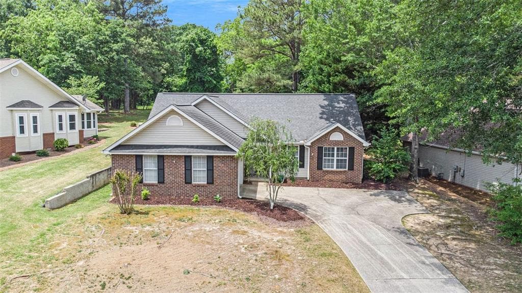 111 PLANTATION Walk, Carrollton, GA 30117 — most recent listing photo
