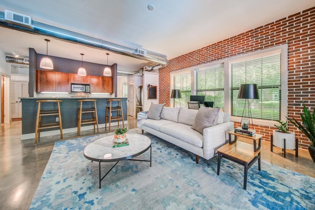 2 bedroom, 2 bathroom, 1,050 sq ft condominium sold at 791 Wylie Street 1107, Atlanta, GA 30316