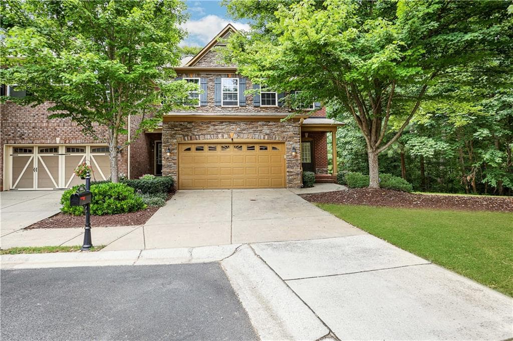 5921 Oxford Chase Circle, Peachtree Corners, GA 30092 — most recent listing photo