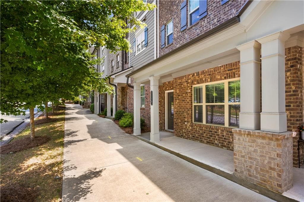 3 bedroom, 4 bathroom, 2,138 sq ft townhouse sold at 103 Periwinkle Lane, Woodstock, GA 30188