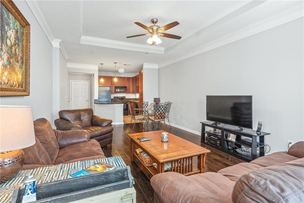 1 bedroom, 1 bathroom, 750 sq ft condominium sold at 400 17th Street 1407, Atlanta, GA 30363