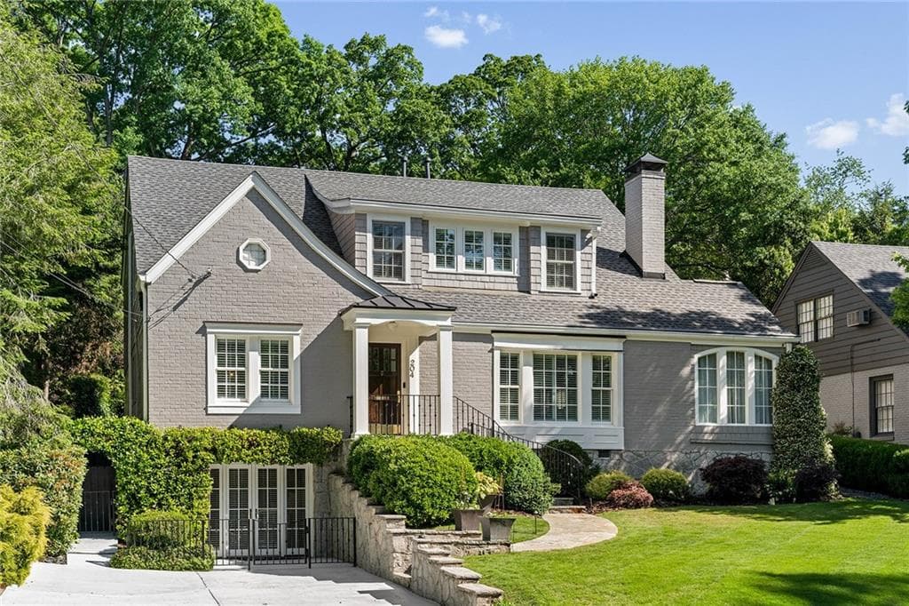 4 bedroom, 4 bathroom, 3,908 sq ft single family residence sold at 204 Camden Road, Atlanta, GA 30309