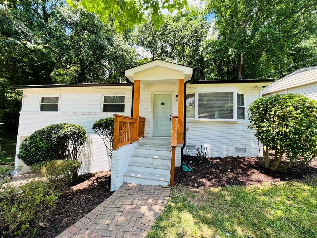 3146 Flamingo Drive, Decatur, GA 30033 — most recent listing photo