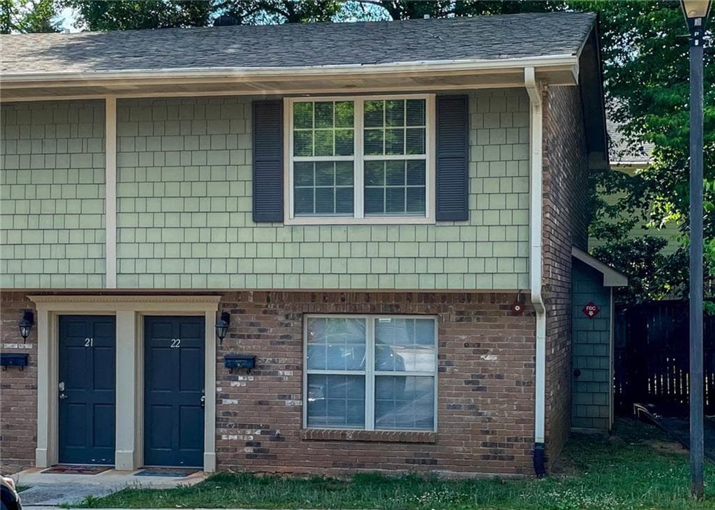 22 Villa Court, Smyrna, GA 30080 — most recent listing photo
