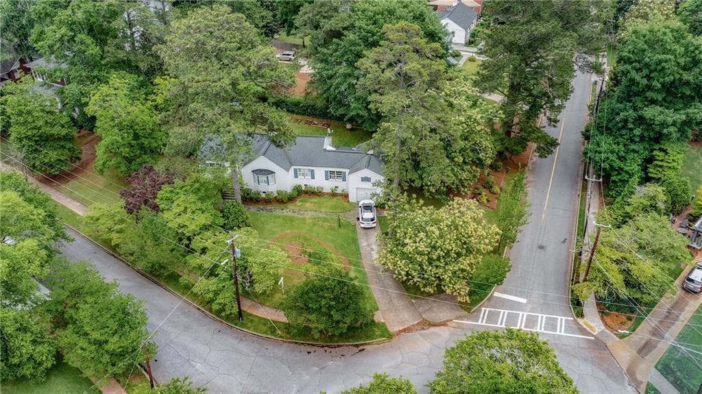 16 Lakeshore Drive, Avondale Estates, GA 30002 — most recent listing photo