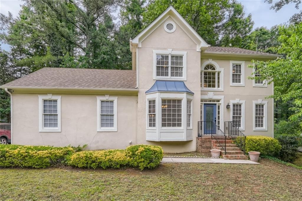 4 bedroom, 4 bathroom, 3,300 sq ft single family residence sold at 370 Bordeaux Court, Atlanta, GA 30331