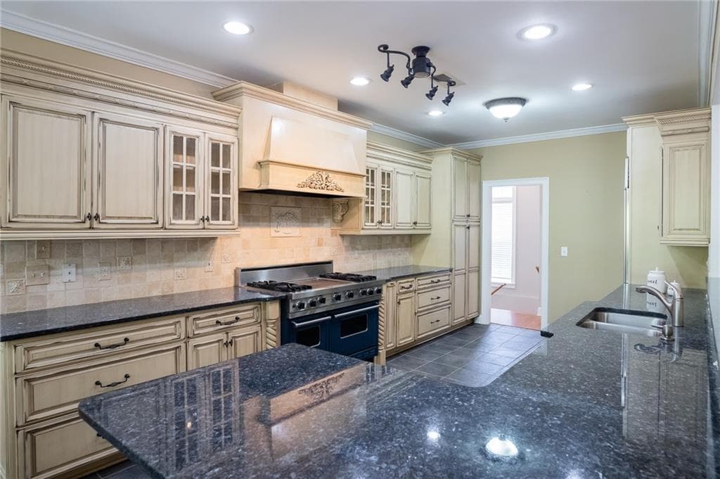 5 bedroom, 3 bathroom, 3,828 sq ft single family residence sold at 349 Hickory Gap Trail, Dallas, GA 30157