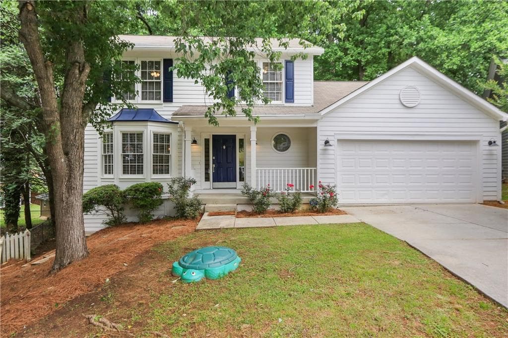 3 bedroom, 3 bathroom, 2,828 sq ft single family residence sold at 160 Beaverwood Lane, Lawrenceville, GA 30044