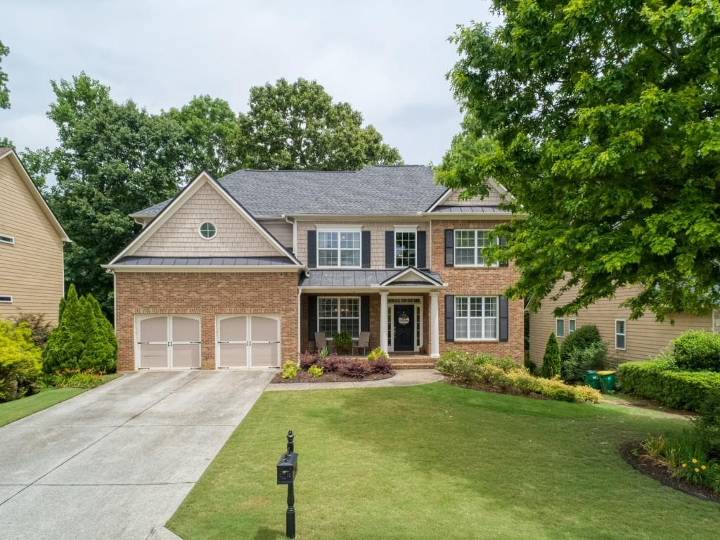 5 bedroom, 4 bathroom, 2,914 sq ft single family residence sold at 327 Northbrooke Lane, Woodstock, GA 30188