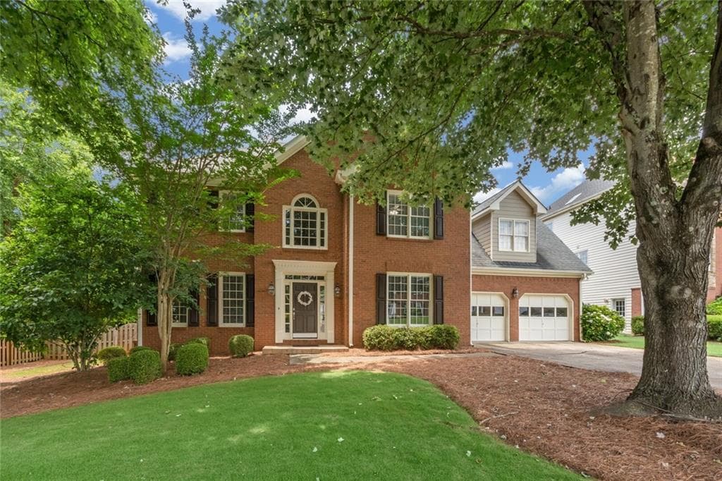 4 bedroom, 3 bathroom, 2,732 sq ft single family residence sold at 10695 S Kimball Bridge Crossing, Alpharetta, GA 30022