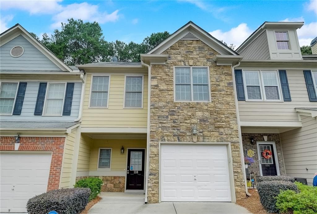 3 bedroom, 3 bathroom, 1,716 sq ft townhouse sold at 118 Red Barn Lane, Acworth, GA 30102