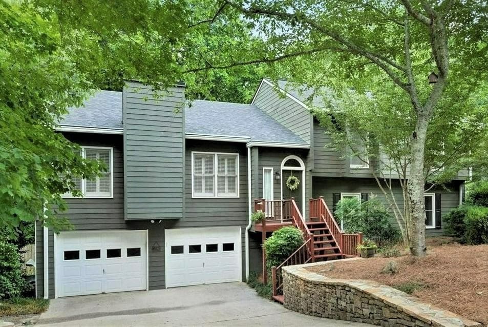 4 bedroom, 3 bathroom, 2,679 sq ft single family residence sold at 10605 Timberstone Road, Johns Creek, GA 30022