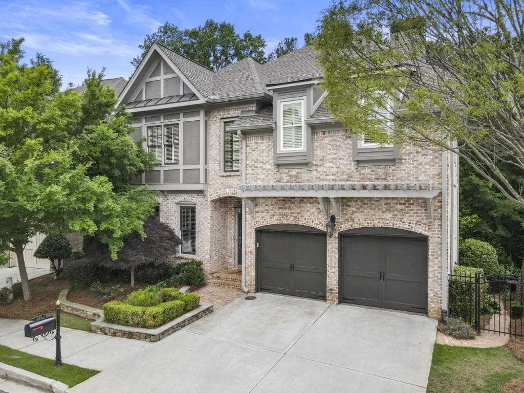 4 bedroom, 6 bathroom, 5,200 sq ft single family residence sold at 270 Society Street, Alpharetta, GA 30022