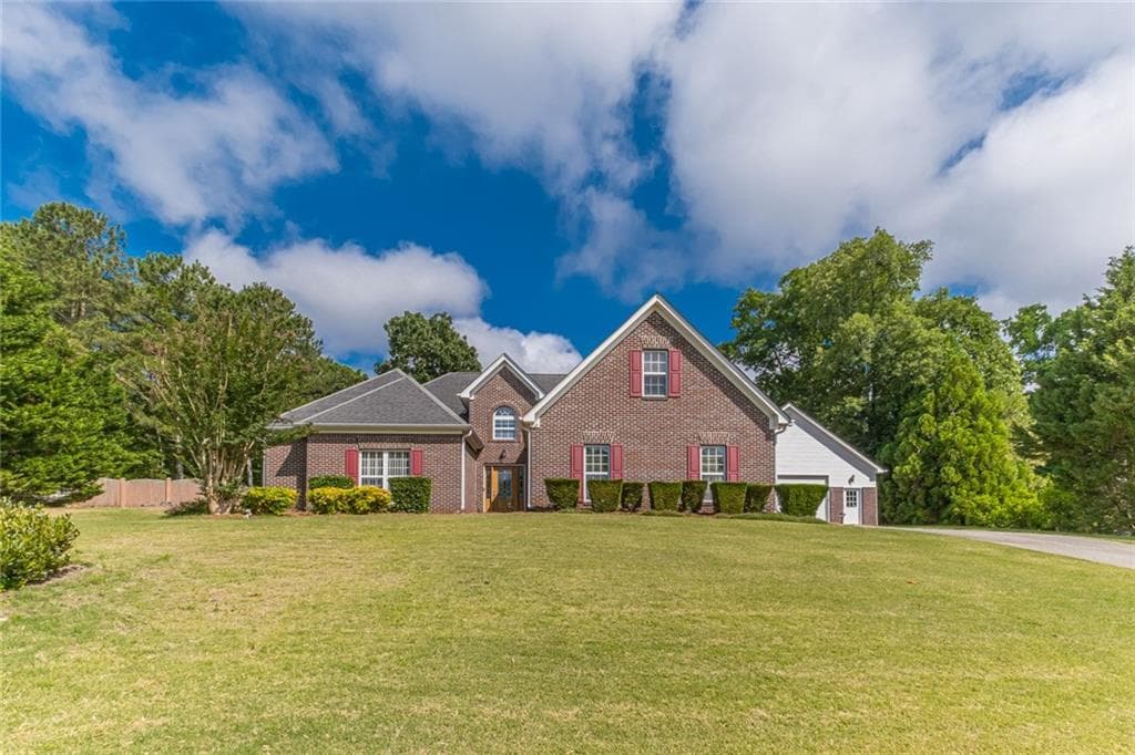 51 E Castle View Drive, Braselton, GA 30517 — most recent listing photo