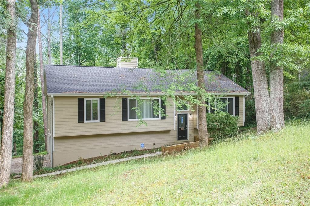 4 bedroom, 3 bathroom, 1,352 sq ft single family residence sold at 4430 Kim Street, Snellville, GA 30039