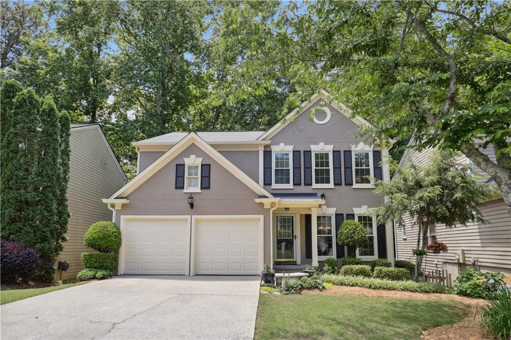 3 bedroom, 3 bathroom, 2,190 sq ft single family residence sold at 10000 Barston Court, Alpharetta, GA 30022