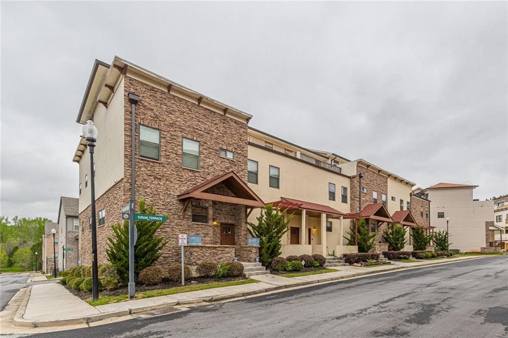 4 bedroom, 5 bathroom, 2,076 sq ft townhouse sold at 124 Kiram Terrace, Atlanta, GA 30331