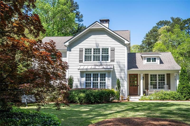 5 bedroom, 4 bathroom single family residence sold at 4437 Carmain Drive, Atlanta, GA 30342