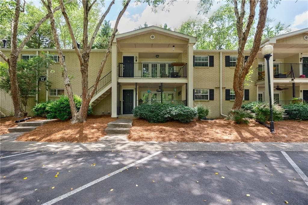 311 Peachtree Hills Avenue 12E, Atlanta, GA 30305 — most recent listing photo