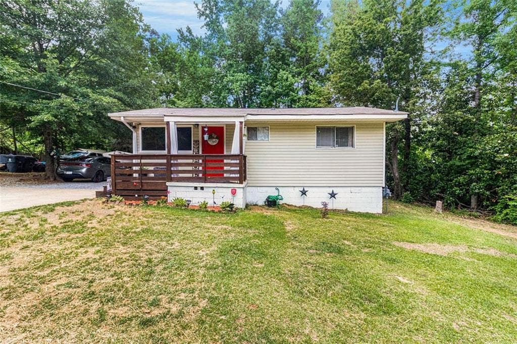 3 bedroom, 2 bathroom, 1,064 sq ft single family residence sold at 4679 DODSON Road, Union City, GA 30291